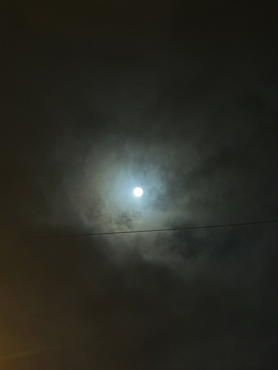 noraoca's tweet photo. #monn #Antofagasta ☁️🌑 😌🥰 https://t.co/yi0PZ1h1pF