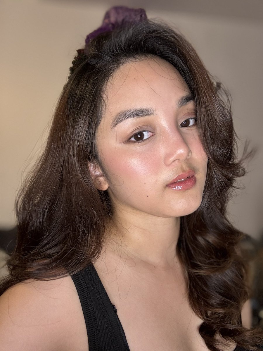 jenatastic's tweet photo. welcome to my vlog charot https://t.co/eKmujzURcC