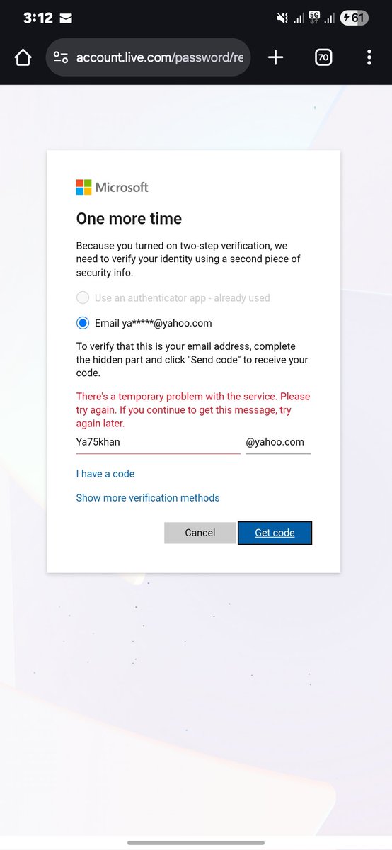 Ykhan05's tweet photo. @MicrosoftHelps 
Trying to recover my account Microsoft.
What is this? How am I supposed to use this? https://t.co/In9NLPEXx0