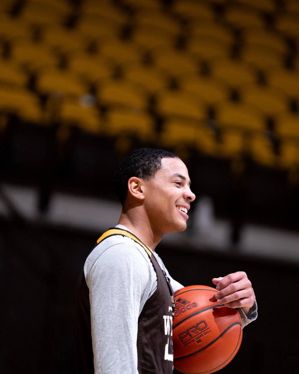 wyo_mbb's tweet image. In the heat of summer 🤠🏀