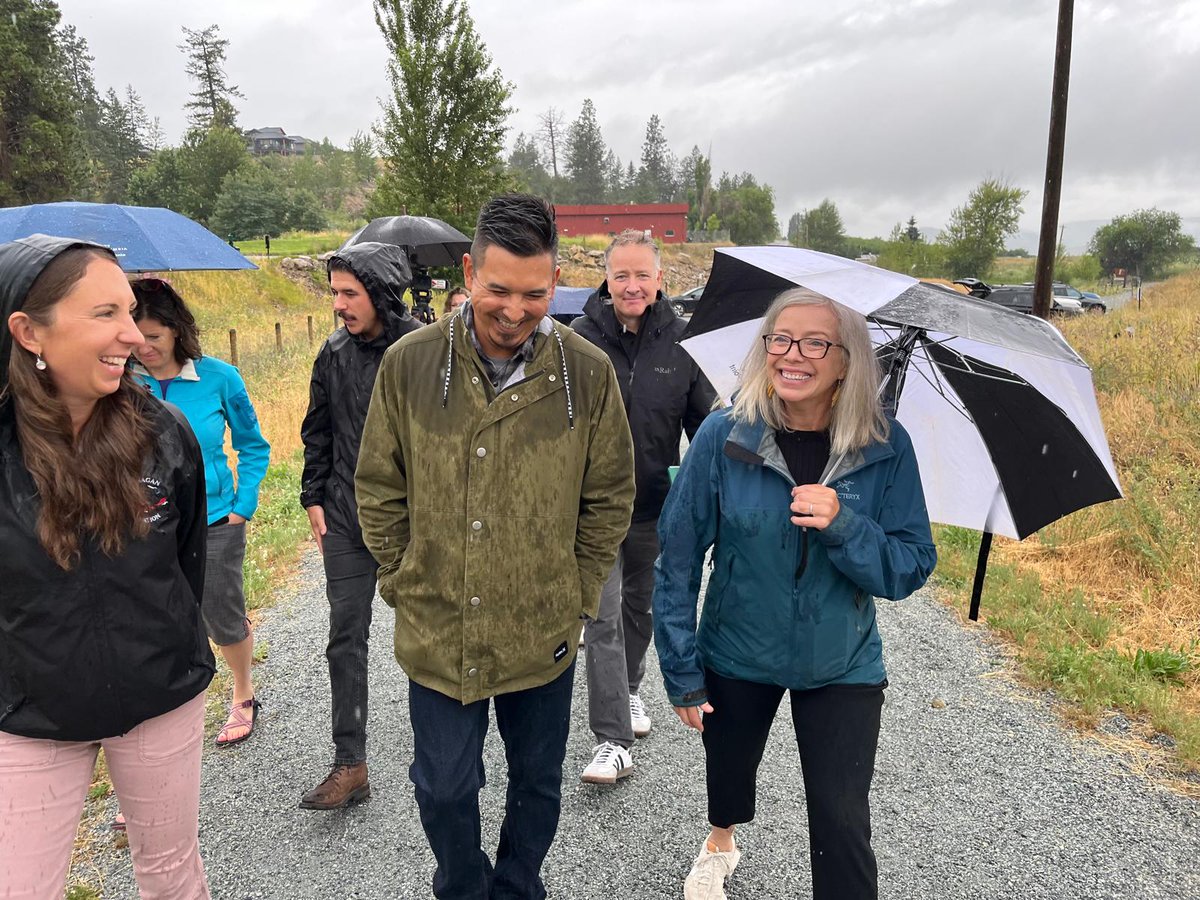 2/4
This morning, we announced that B.C. and Parks Canada are investing more than $8 million to strengthen ecological connectivity across the province—guided by science, Indigenous knowledge, and local leadership.