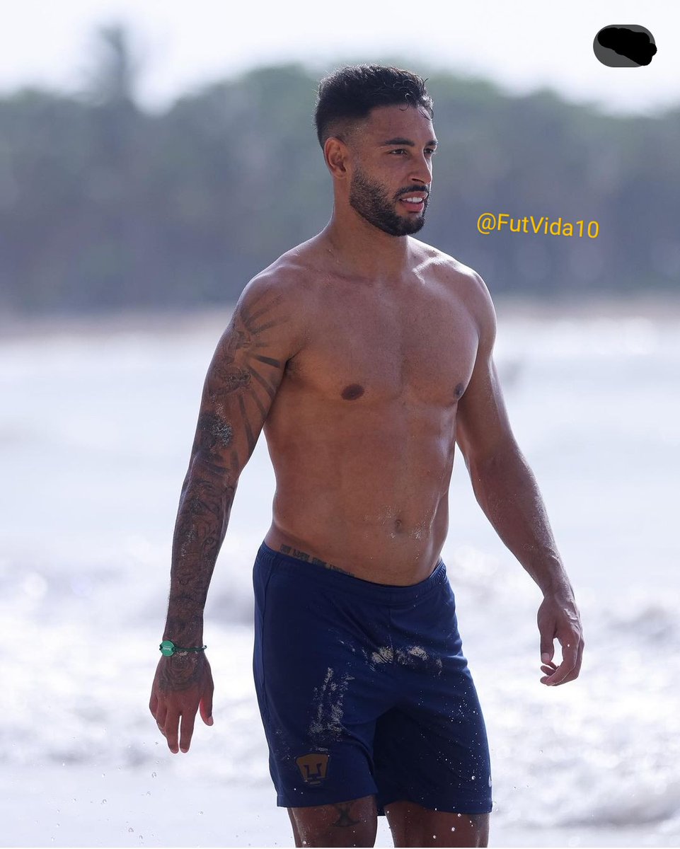 FutVida10's tweet photo. Acho o zagueiro Nathan Silva muito gostoso. 

😋😋😋🔥🔥🔥

#Futebol #Soccer #Football #Pumas #Gostoso #Sexy #Zagueiro #NathanSilvaFV #NathanFV https://t.co/Gg8RLM3Trq