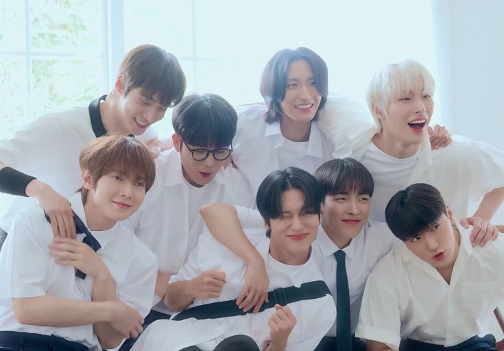 JWYcomfort's tweet photo. EVERYONE REPLY AND RT 😭😭😭😭

THE VOYAGE CONTINUES
#7MoreYearsWithATEEZ
 #ATEEZ #에이티즈 @ATEEZofficial https://t.co/Foh0fsVgP0