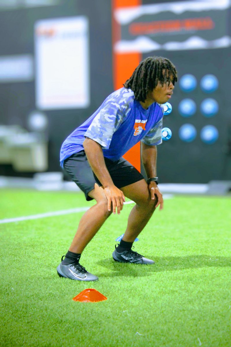 Ayden Dunnell (@aydendunnell) on Twitter photo Putting in work day in and day out <a href="/CoachKLBs/">Dustin Kincaid</a> <a href="/coachmathis81/">Terance Mathis</a> <a href="/CoachK_Conner/">Kavell Conner</a> <a href="/MSTCoachJordan/">Owen Jordan</a> <a href="/Coach_DanOwen/">Coach Dan Owen</a> <a href="/FBCoach_Elliott/">Chris Elliott</a> <a href="/CoachMikeHayde/">Mike Hayde</a> Putting in work day in and day out <a href="/CoachKLBs/">Dustin Kincaid</a> <a href="/coachmathis81/">Terance Mathis</a> <a href="/CoachK_Conner/">Kavell Conner</a> <a href="/MSTCoachJordan/">Owen Jordan</a> <a href="/Coach_DanOwen/">Coach Dan Owen</a> <a href="/FBCoach_Elliott/">Chris Elliott</a> <a href="/CoachMikeHayde/">Mike Hayde</a>