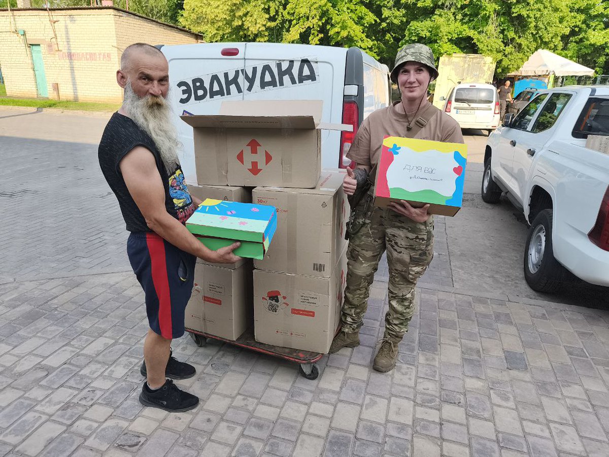I’m a soldier. I wear a uniform. I carry a weapon.

But in the quiet moments — when I’m not wrapping wounds, or packing kits, or writing frontline updates —

I still find time to help children, civilians, and animals near the front.

Because we are not like the people who came