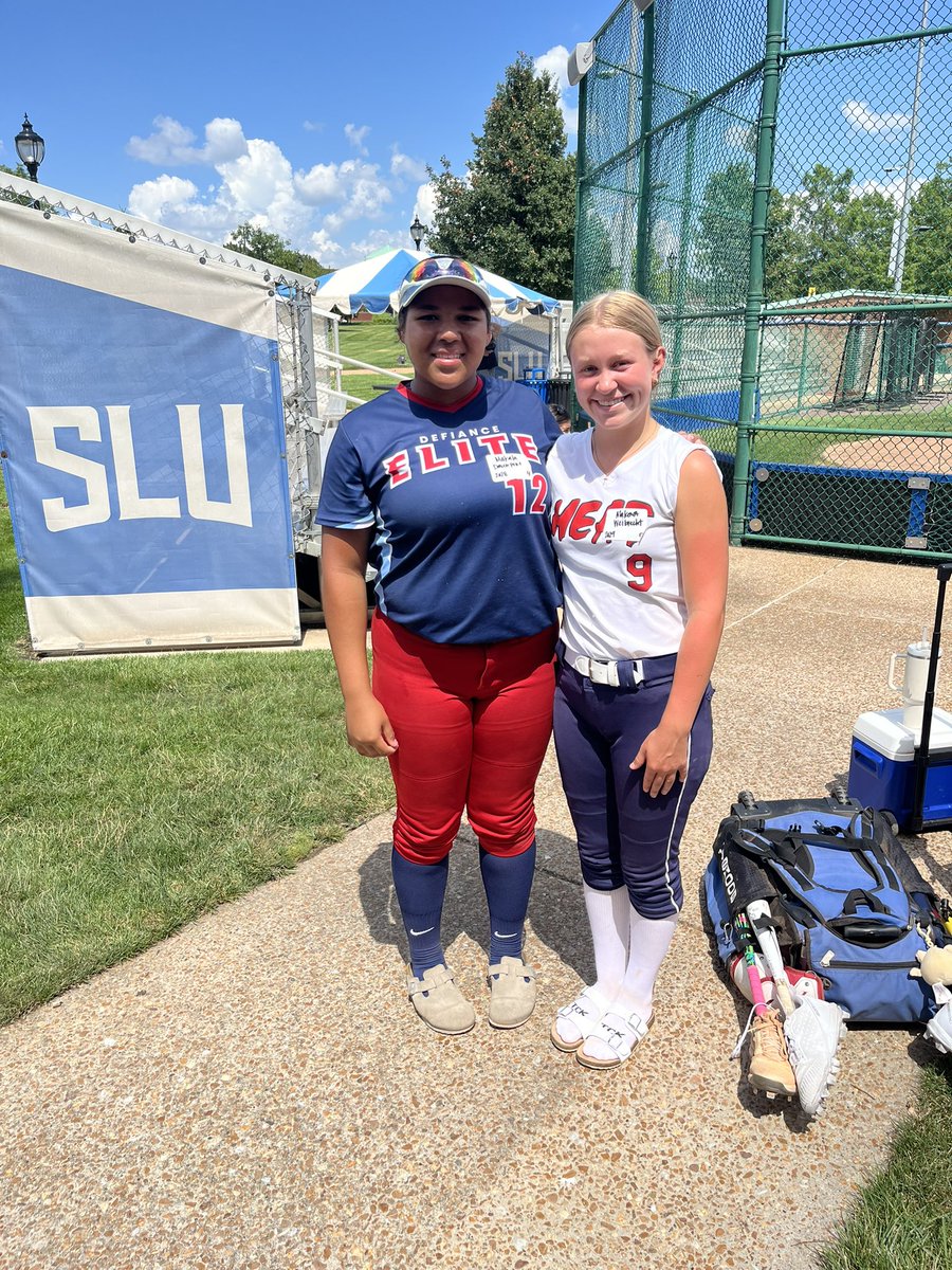 Makala Davenport (@makalad2028) on Twitter photo Today I got to attend <a href="/SLUSoftball/">SLU Softball</a> Elite Summer Camp! Another fun day of softball with <a href="/CoachConnoyer/">Christy Connoyer</a>, Coach Rodriguez, and many of the players. I love meeting new people and getting to experience it with my friends. <a href="/GracieKW2028/">Gracie Willtrout 2028</a> <a href="/LStephens91/">Lyla Stephens</a> Today I got to attend <a href="/SLUSoftball/">SLU Softball</a> Elite Summer Camp! Another fun day of softball with <a href="/CoachConnoyer/">Christy Connoyer</a>, Coach Rodriguez, and many of the players. I love meeting new people and getting to experience it with my friends. <a href="/GracieKW2028/">Gracie Willtrout 2028</a> <a href="/LStephens91/">Lyla Stephens</a>