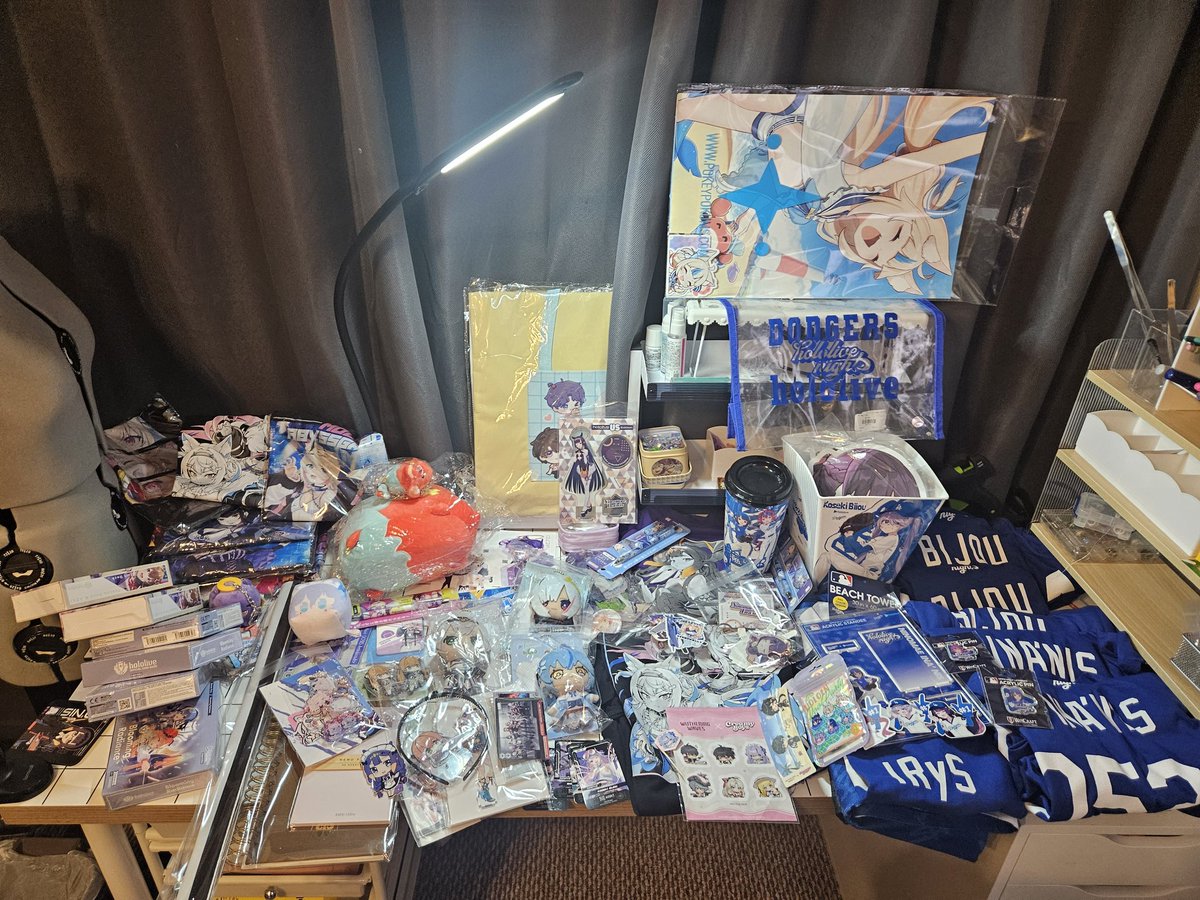 darkipandatwt's tweet image. I sit here and wonder what the heck did I do this past weekend....