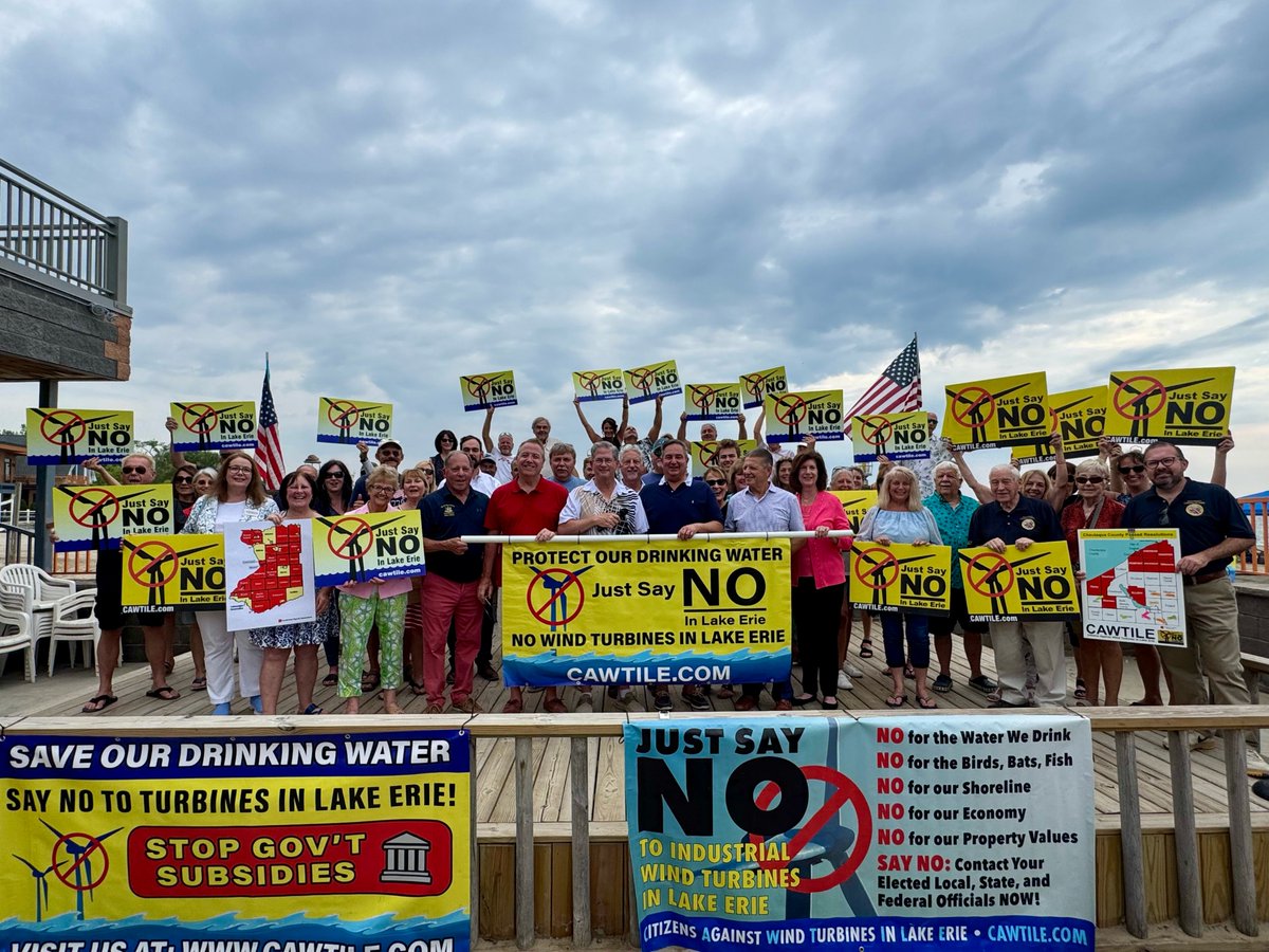 CzarnikForErie's tweet image. I was proud to attend the Citizens Against Wind Turbines in Lake Erie rally tonight at Sunset Bay Beach. Lake Erie is one of the greatest assets to our region and any proposal to put wind turbines in the lake should be scrapped. Thank you to the members of CAWTILE for their…