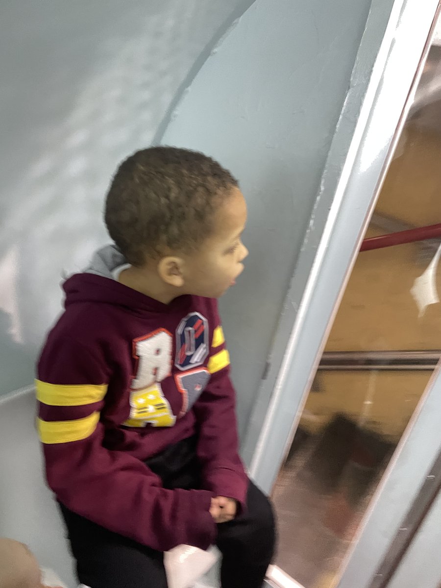 GatewayArchSTL's tweet image. What do you get when you mix an elevator, a carnival ride, and a futuristic egg chair? My Tram Ride to the Top.
It’s quirky, it’s awesome, and it ends with the best view of St. Louis and the Mississippi River 👀🏙️✨
Get your tickets now: hubs.li/Q03wxKTC0
