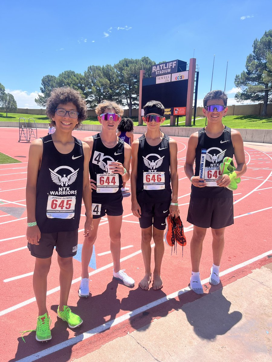 Closing out on our regional meet with a 🥈 for the 4x800!  Nice work Levi, Holden, Cade, and Grayson!  We were a perfect 13 for 13 in our events with every athlete qualifying for National Junior Olympics!
#usatf