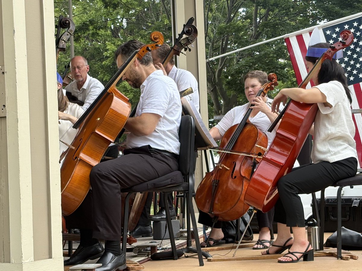 CountyExecBello's tweet image. The @ROCPhils Conductor Jherrard Hardeman put together an incredible performance for us tonight at Ontario Beach Park. Thank you for being part of the 37th season of the Concert by the Shore series — what a great night of music, energy, and community.