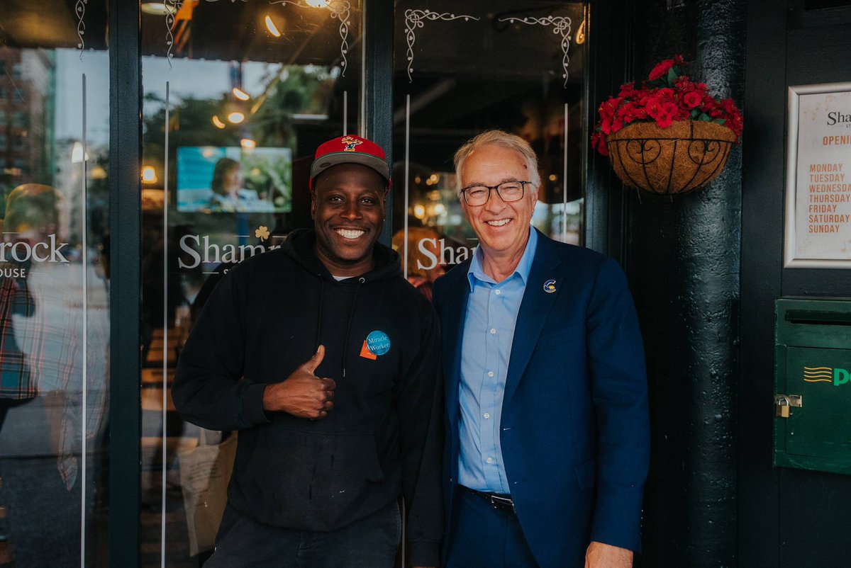 JohnRustad4BC's tweet image. Great to connect with supporters and small business owners in Vancouver, community members in Richmond, and stop for pint with some new and old friends!