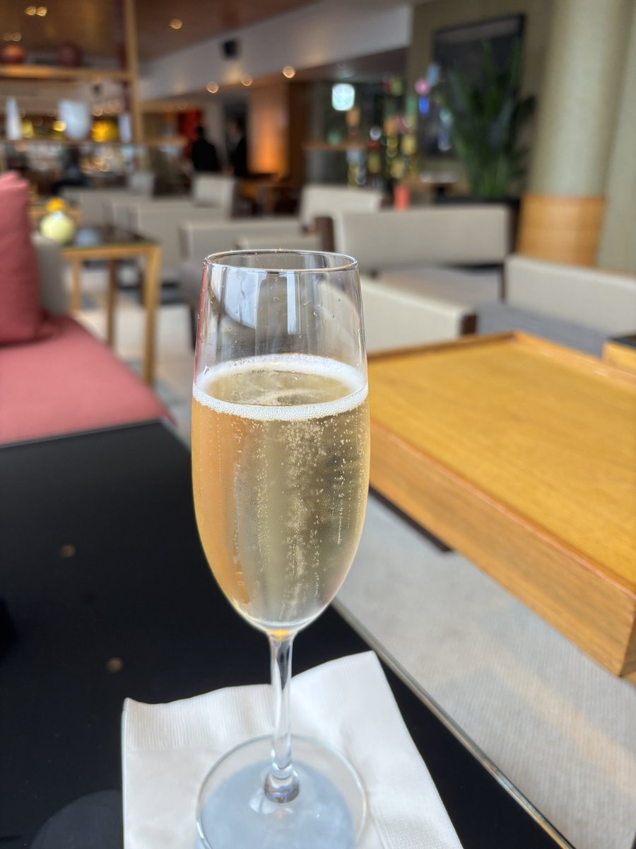 charlieb_lucy's tweet image. Grand Hyatt Tokyo. SUA利用からさらにDiplomat Suiteへ。快適すぎて名残惜しいです。素晴らしい東京滞在となりました