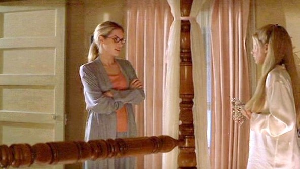 CrockerQueen97's tweet image. #Elsa &amp;amp; #Hellen #IKnowWhatYouDidLastSummer