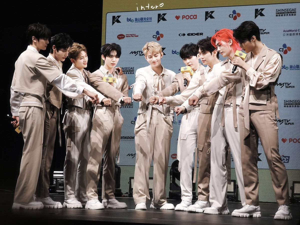 ✨🤲🏻

#ZB1 #ZEROBASEONE #제로베이스원 
#ZB1_2ND_ANNIVERSARY