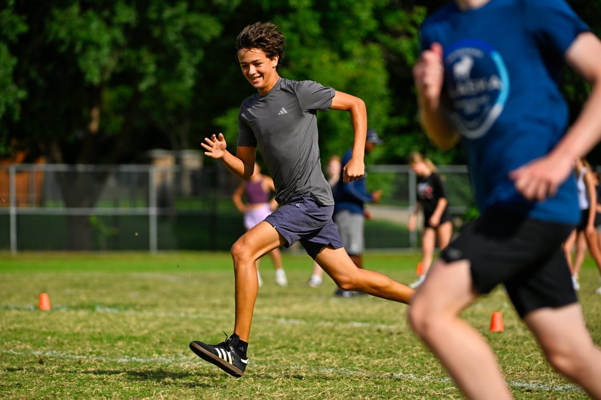 lorenziniphotog's tweet image. Flower Mound summer JAC freshman photos from 7/9/25 are posted: flowermound.smugmug.com/CO2026/FMHSfb2…
