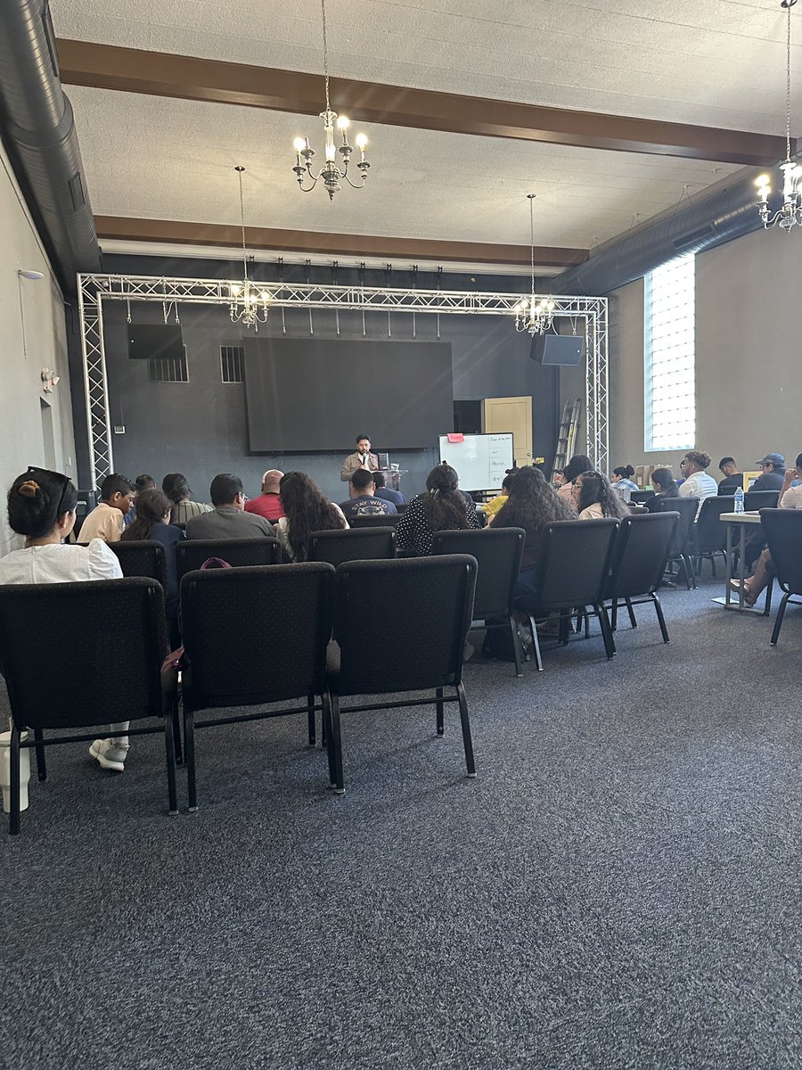 ISMAEL_JR_'s tweet image. 📚 Day 2 of ESL classes is underway at Libre! This is just one of many ways The Libre Institute empowers the Latino community by removing language barriers and opening doors to opportunity. ¡Vamos adelante juntos! 🌟 #Empowerment #ESL #LibreInstitute
@LIBREWisconsin…