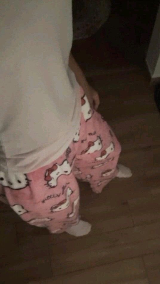 Hello everyone 💋 that’s my first post on X so say Hii 👋 
I am 21 years old student from Greece and currently living in Thessaloniki!
I am bisexual with a 18cm dick 
Don’t forget to #retweet so I can see that you guys wanna see more from me❤️❤️
#greek #gay #guy #boy #teen 
#slim