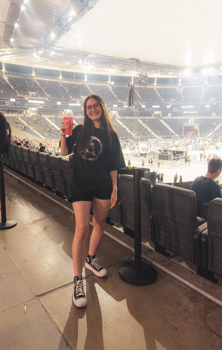 MVRIIIEE's tweet image. Einer der besten Abende meines Lebens.
Ich bin sprachlos, überwältigt – und so, so dankbar! 🥹
#FromZeroWorldTour
#linkinparkfrankfurt
#LinkinPark