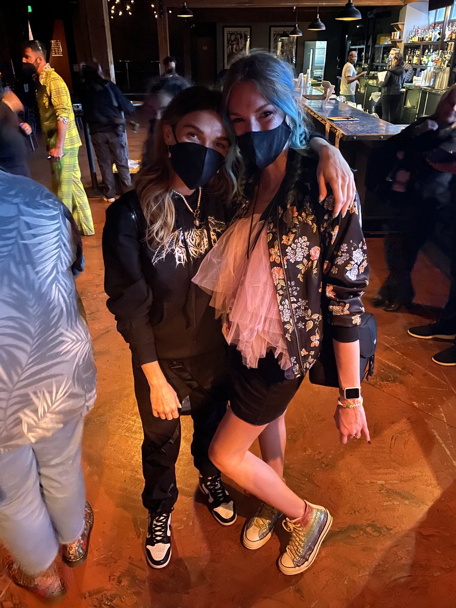 MwivesUpdates's tweet photo. Another trip around the sun for the one and ONLY @mistermandylee ❤️🫶🥰👯‍♀️ love u girlypop hope this next one is the best one yet https://t.co/jVPqvWul2D