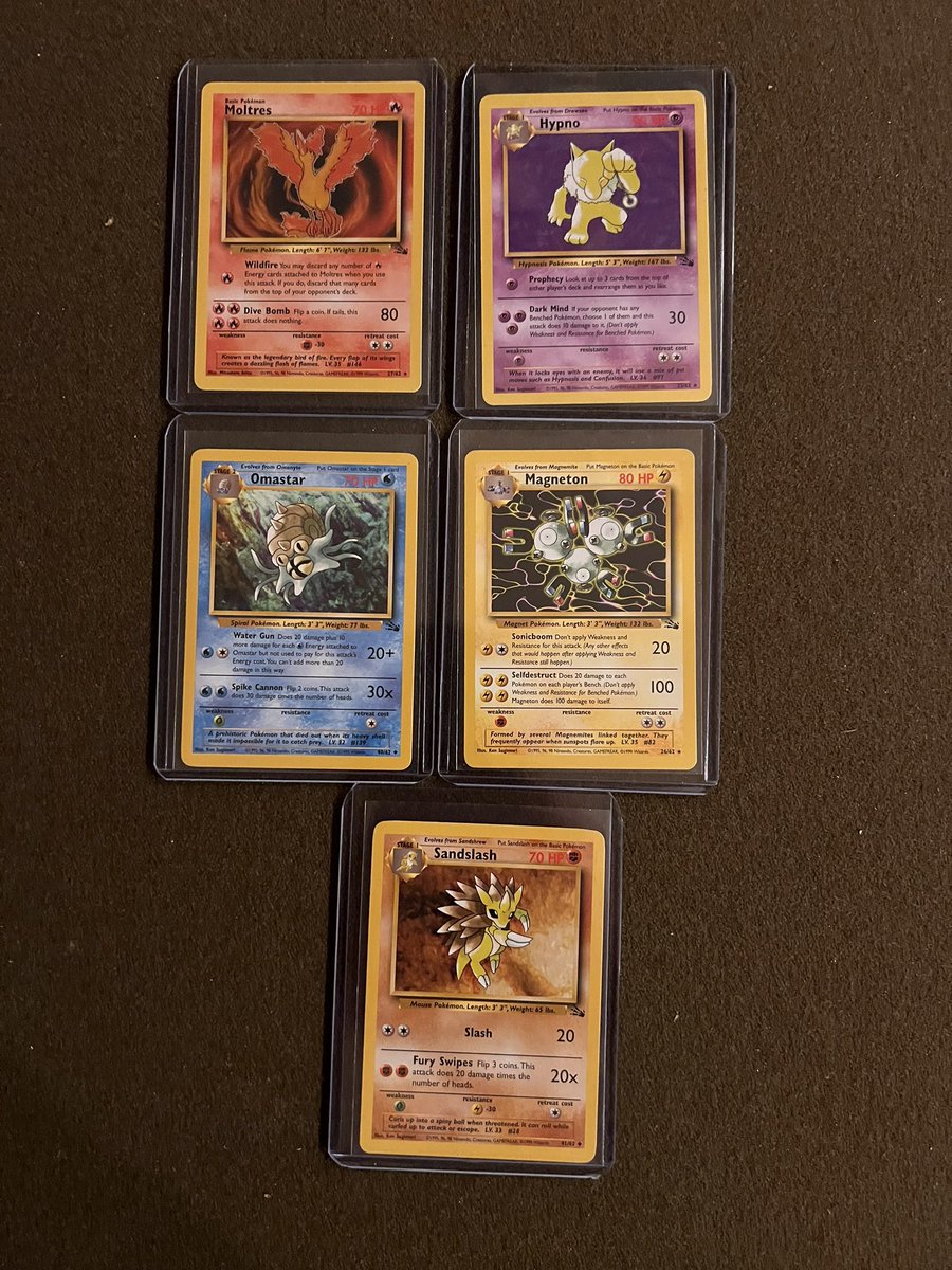 murrayscards's tweet image. Fossil lot $10

See photos for condition: Cards will range from near mint to moderately played in most listings especially vintage. #murraystacksale