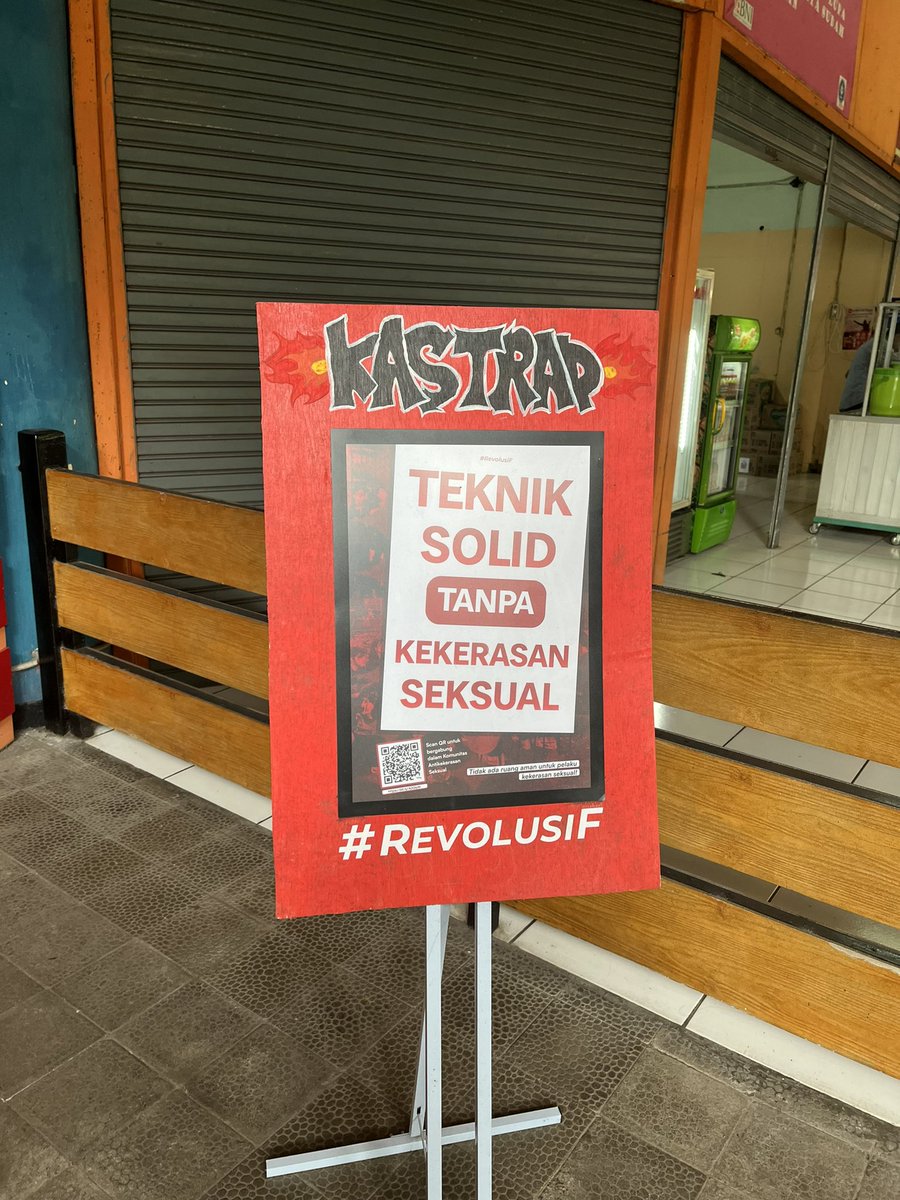 dy ⭑ . 𐙚 tweet media