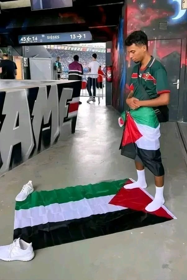 Digontochari's tweet photo. @HelmaSanaa #FreePalestine https://t.co/4ZMw4fxdY6