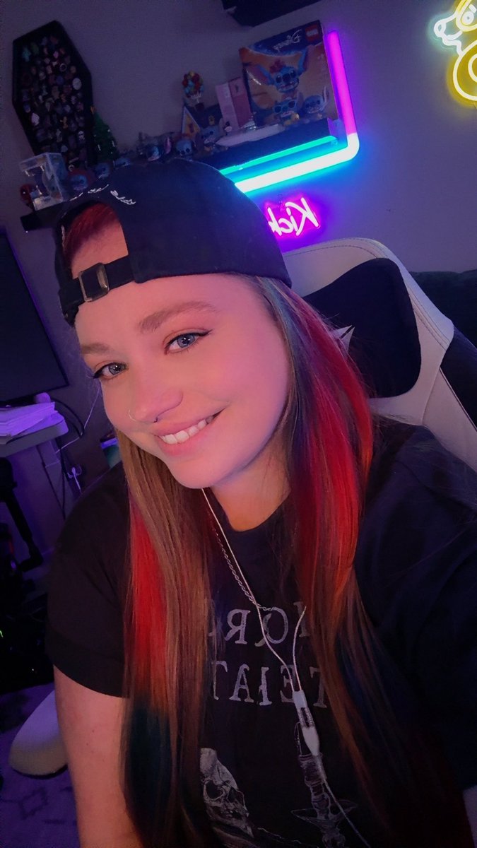 Kicker_Knr10's tweet image. Is STORMY here so cozy up with some COD and REPO with me and my BOYZ (and wifey!) LIVE only on KICK! @youresoexcused @tomm_hamm @Puddle_Pirate92 @KickStreaming