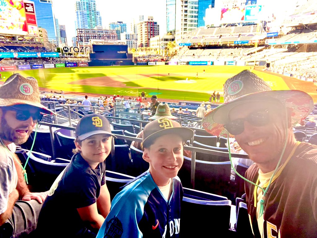 murph878's tweet photo. #ForTheFaithful https://t.co/f8ibym25p1