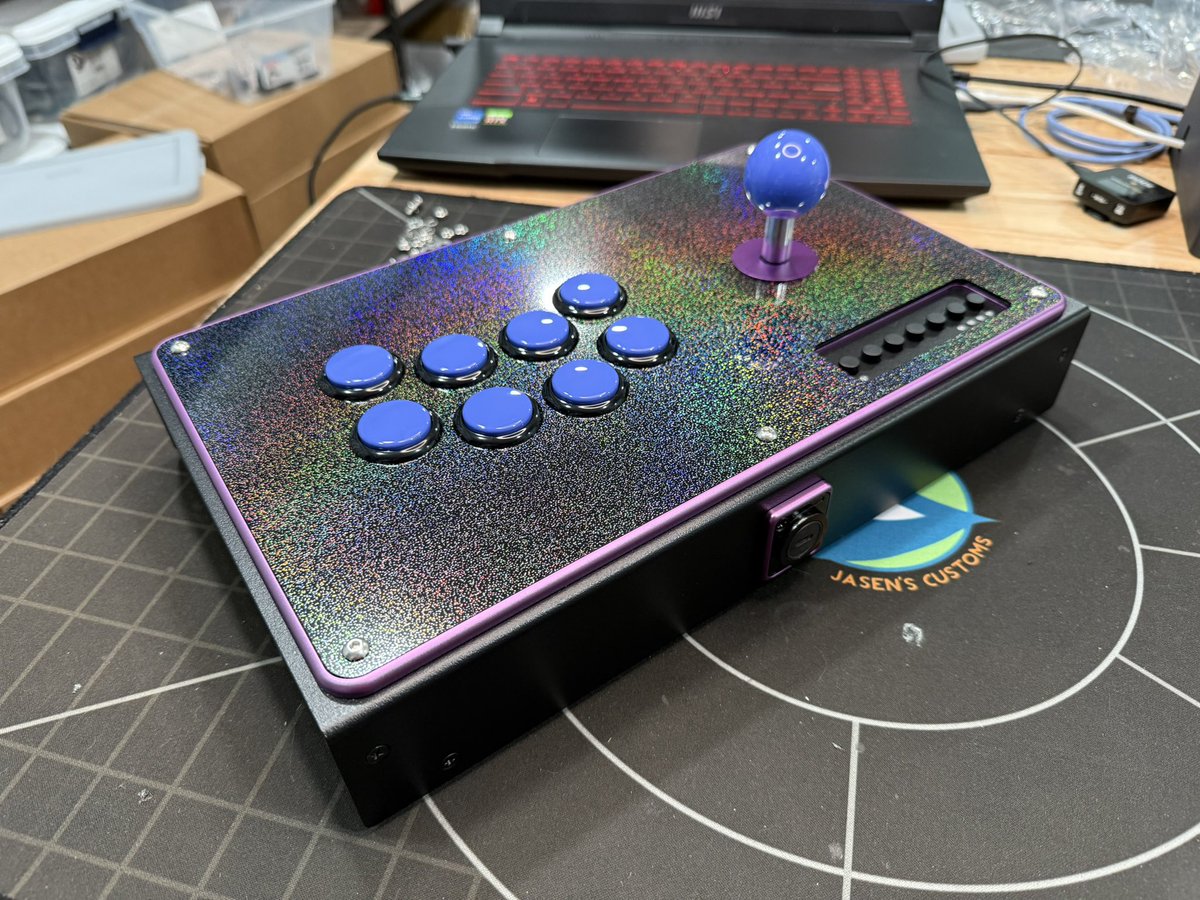 Just wrapped up this build to showcase the difference between the #Gen5X board and all previous Brook PCBs. Bottom line - Gen5X you sacrifice Player LEDs and gain the OLED screen connection and RGB LED control. #PanzerFightStick 

JasensCustoms.com