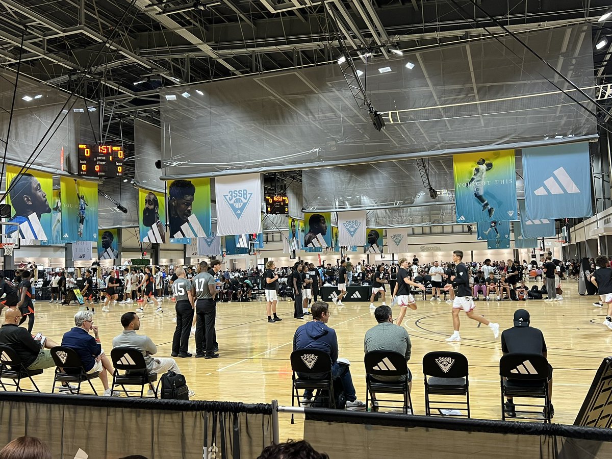 Out-of-State prospects that have caught my eye this evening.

Brock Badding (Iowa United 17u)
Jaidyn Coon (D1 Minnesota 17u)
Arafan Diane (Iowa United 17u)
Carlos Medlock Jr. (Phenom United 17u)
Adam Oumiddoch (Wildcat Select 17u)
Deron Rippey Jr. (New Heights 17u)

#3SSB