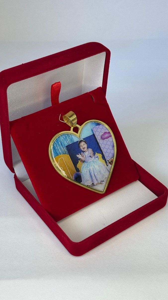 Mais uma jóia personalizada realizada com sucesso em nossa loja ✨