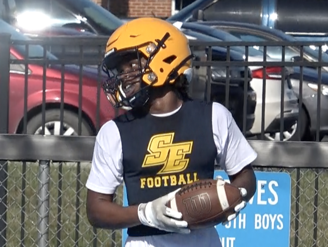 Channel1450com's tweet photo. Four Local Teams Compete at North Mac 7 on 7
https://t.co/FJlp84PZM4 https://t.co/5yTc2J46s9