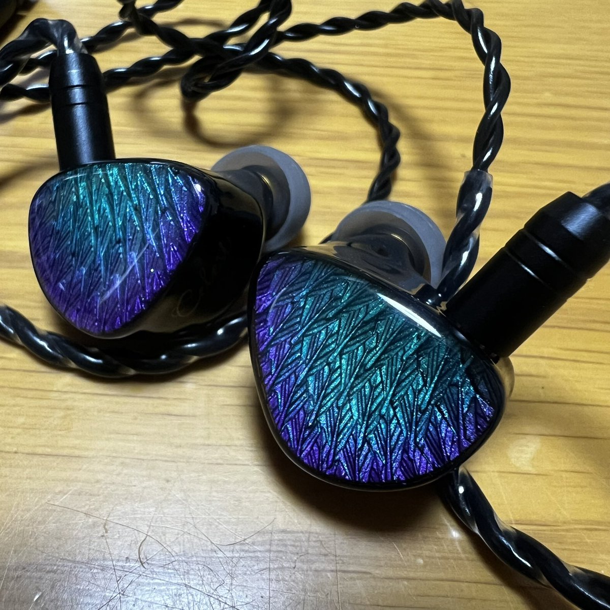 ayumi_ss's tweet image. MNG...
Kinera Celest Wyvern Black Remaster
綺麗だったから買ってみた