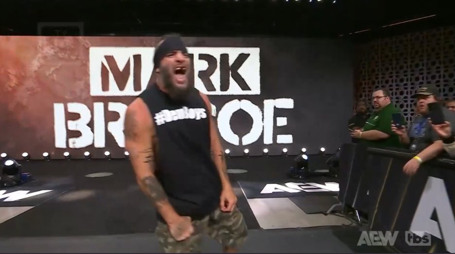 SKWrestling_'s tweet photo. It's time for some 'Talky-Talk'. 
#AEWDynamite https://t.co/hTfcE9ARIe