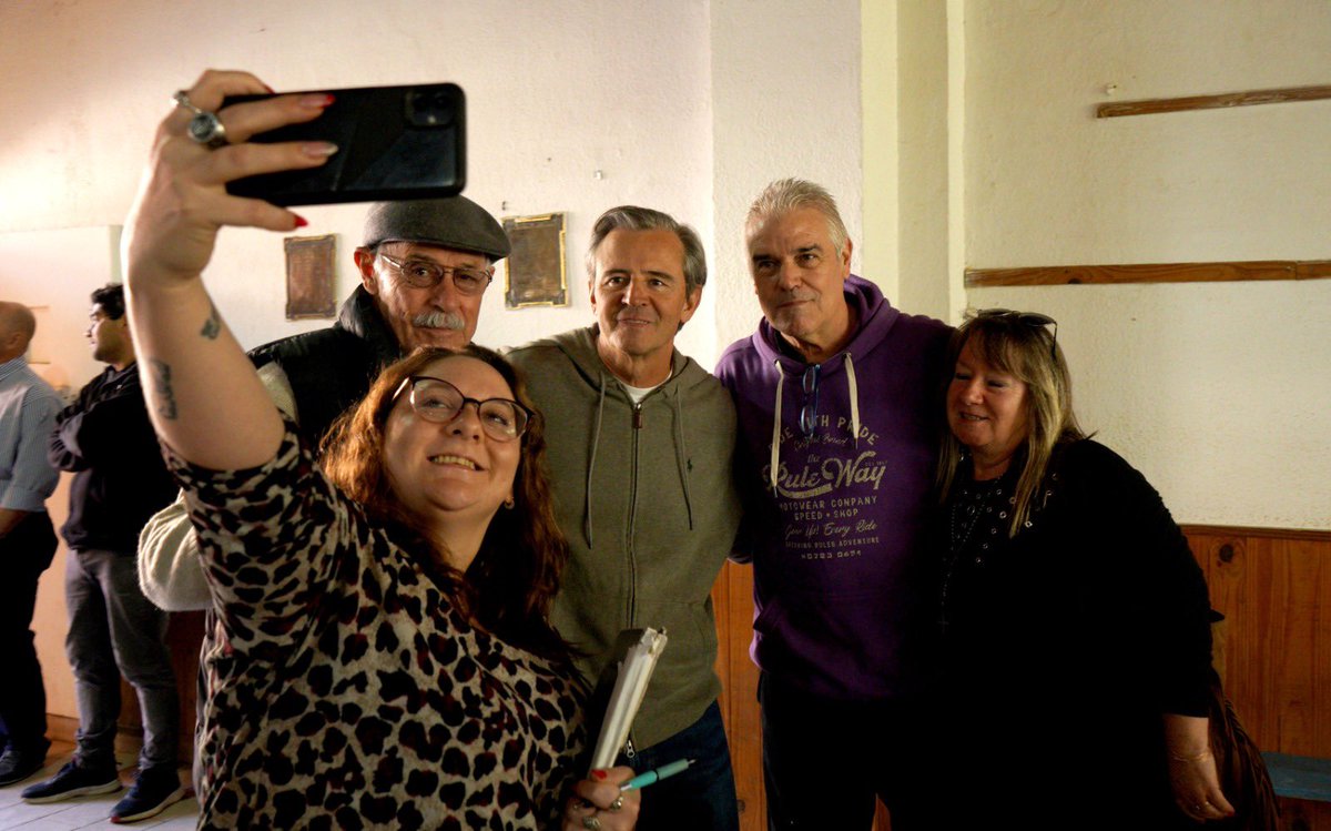 adanhbahl's tweet photo. Fuimos a un encuentro con los compañeros de la Departamental Nogoyá, que eligieron reunirse un 9 de Julio a la mañana. Tremendo gesto.
Hablamos de todo, sin vueltas. Respondí cada inquietud y compartí cuál será nuestro rol en el Senado y en toda la provincia. https://t.co/zE4aIprwXw