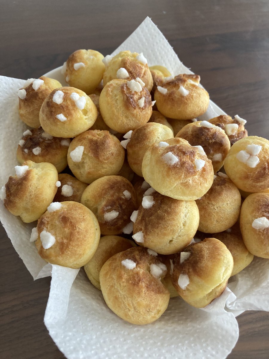 MiossFanart's tweet photo. シューケット焼いたよ🧁 https://t.co/7bFbQfCQzG