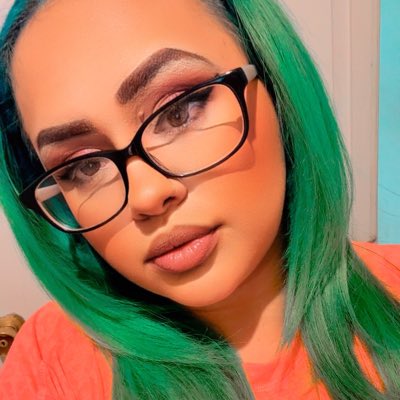 Qu33en_bean tweet media