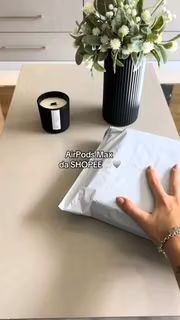 JC_OT's tweet image. Airpod max por 85 reaisss! #shopee br.shp.ee/55nrcxl?smtt=0…