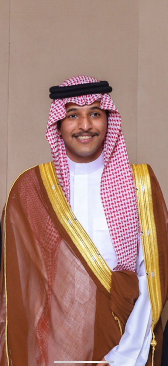 ﴿ وَمِنْ آيَاتِهِ أَنْ خَلَقَ لَكُم مِّنْ أَنفُسِكُمْ أَزْوَاجًا ﴾ 

الحمدلله الذي بنعمته تتم الصالحات 
تم بحمد الله وفضله عقد قراني
سائلاً المولىٰ عز وجل لي ولكم التوفيق
اخوكم / راشد بن عبداللطيف البوعينين