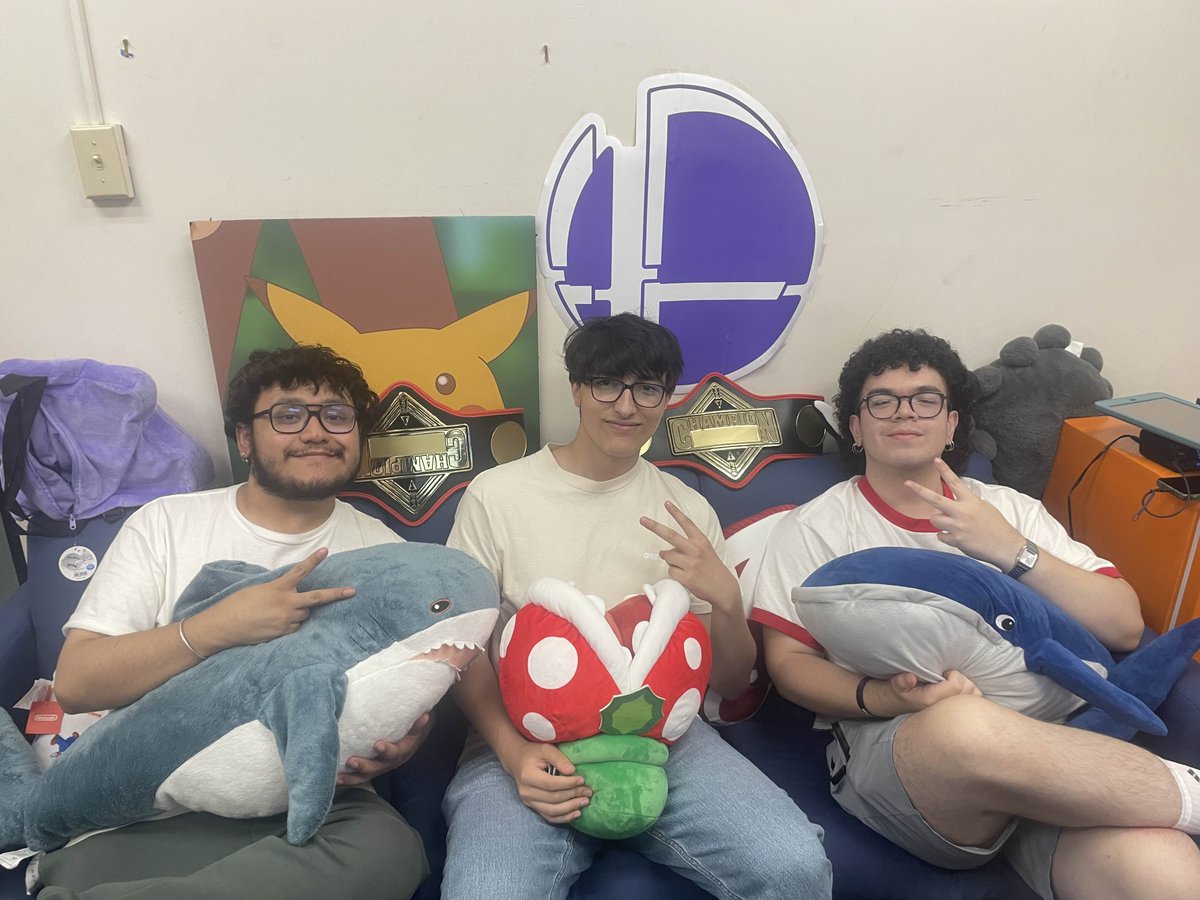 Club Smash (@clubsmashbanana) on Twitter photo Congrats to our Top 8 of Shark Tank #153: Apex, Arise!  🦈
🥇<a href="/Dair_abuser/">CS3 | Andrik</a>
🥈<a href="/Mkleosb/">LG | CS3 MkLeo</a>
🥉Atreus
4. <a href="/MKBigBoss_SSBU/">DLT/CS3|MKBigBoss</a> 
5. <a href="/Skill__Hero/">Skill</a> 
5. <a href="/RnKaplann/">OA/FC|Ryan Kaplan/Nexus@</a> 
7. <a href="/MarvelousMarco_/">💜🩵🤍🩶🦈🍌CS3/|MARVELOUS_MARCO➡️</a> 
7. <a href="/DumplingFlaming/">YE! | FD</a> 
🎨 - <a href="/ScoutSoCal/">Scout</a>
Tournament VODs: youtube.com/c/ClubSmashTV Congrats to our Top 8 of Shark Tank #153: Apex, Arise!  🦈
🥇<a href="/Dair_abuser/">CS3 | Andrik</a>
🥈<a href="/Mkleosb/">LG | CS3 MkLeo</a>
🥉Atreus
4. <a href="/MKBigBoss_SSBU/">DLT/CS3|MKBigBoss</a> 
5. <a href="/Skill__Hero/">Skill</a> 
5. <a href="/RnKaplann/">OA/FC|Ryan Kaplan/Nexus@</a> 
7. <a href="/MarvelousMarco_/">💜🩵🤍🩶🦈🍌CS3/|MARVELOUS_MARCO➡️</a> 
7. <a href="/DumplingFlaming/">YE! | FD</a> 
🎨 - <a href="/ScoutSoCal/">Scout</a>
Tournament VODs: youtube.com/c/ClubSmashTV