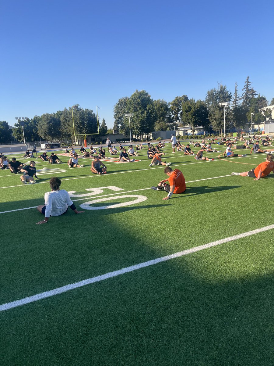 CoachCastillo16's tweet image. Day 2! 🏈 🌲