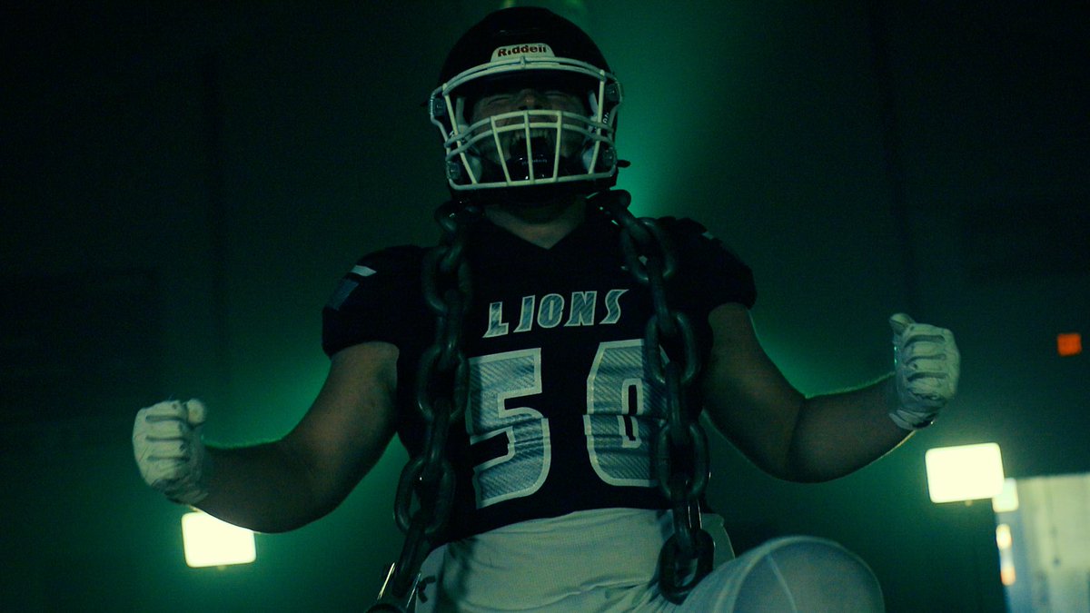 mindsetmediastd's tweet image. Special “Thank You” to @LIONSTRONGFB @LionSportsCHS @CentralCheer2 @CCLionpride for allowing me to be a visionary/creative and help create the hype videos for fall sports this year! #MiNDSETMedia #LionSTRONG #hypevideo #videoshoot #lighting #creative