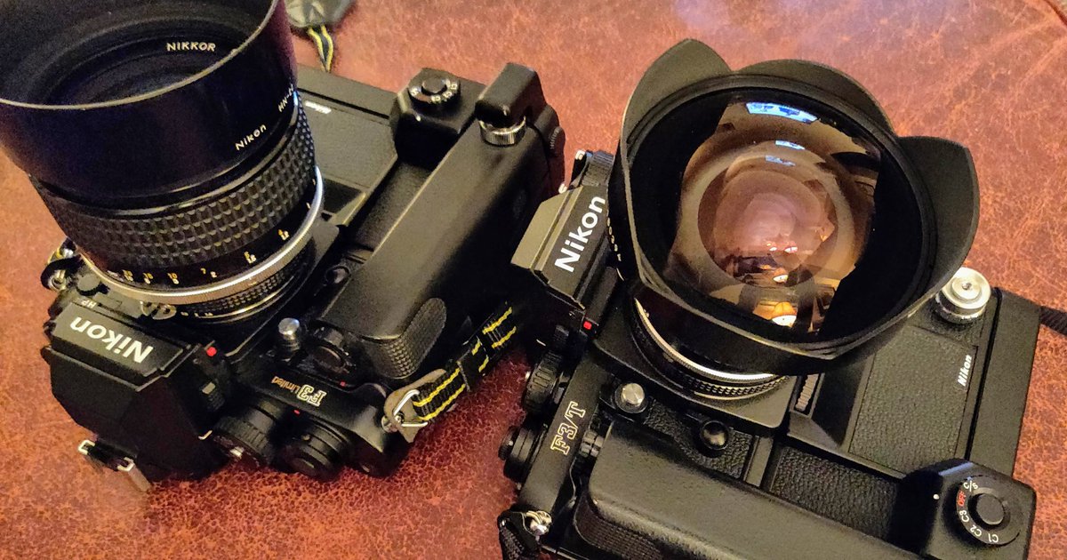 Anderson_Greg_'s tweet image. Nikon F3's. The Limited & the T. Pristine examples from Japan.