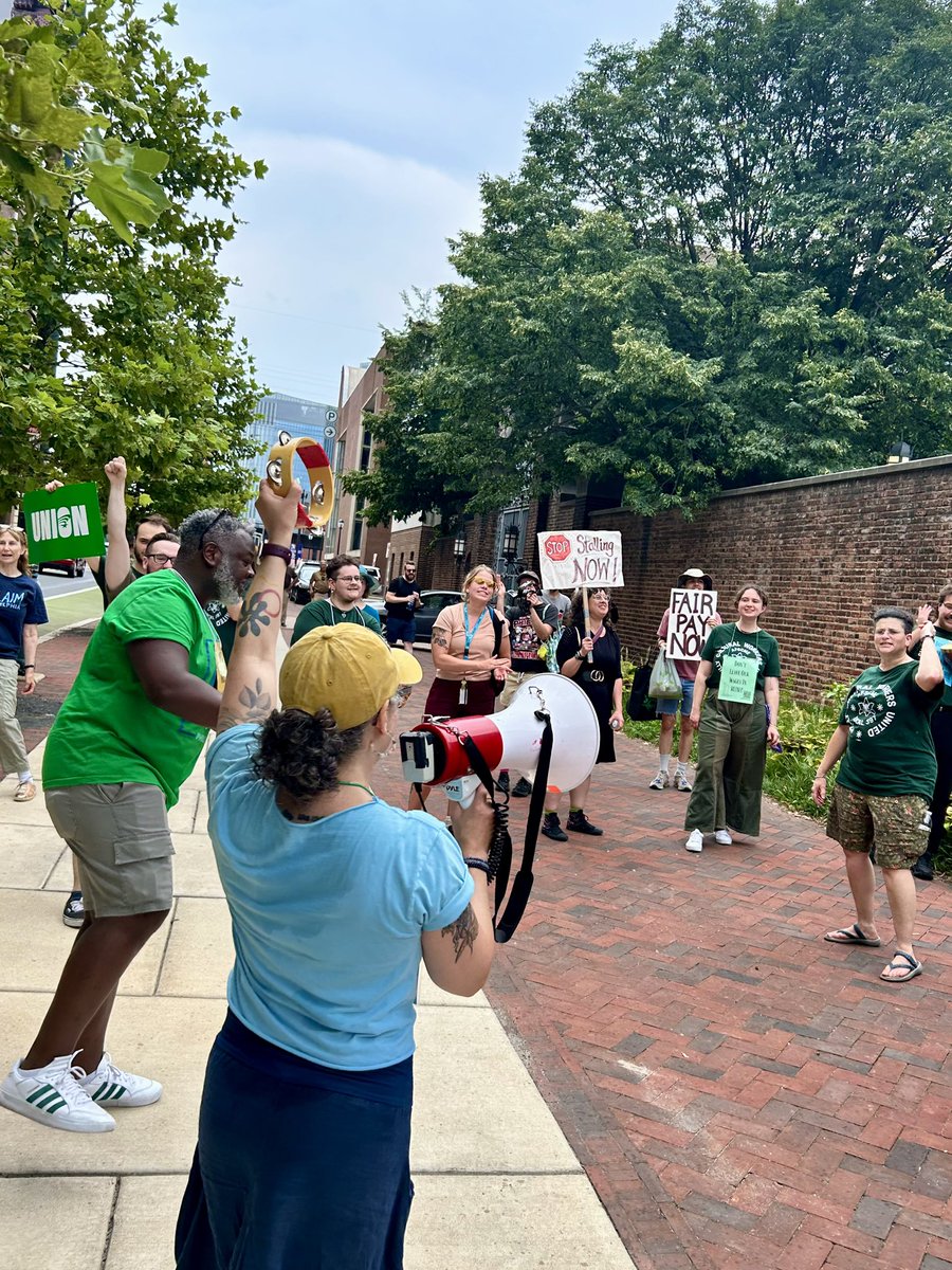 WillforPA's tweet image. Hot Labor Summer **CONTINUES** 🔥🔥
We had an amazing time at today’s PENN Museum Worker’s United informational picket.
@UofPenn management ought to return to the table with serious proposals ASAP. Just getting this engine started… 💪🏼❤️🔥