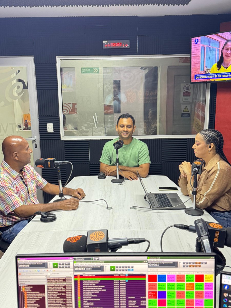 #DiálogosDelCaribe 🌄"Lo que está haciendo el Gobierno hoy de llevarle por primera vez energía 24 horas a Mayapo, al Cabo de la Vela, es una respuesta a ese clamor, para el beneficio del territorio", expresa el economista José Olmedo. 

📻 Sintonízanos: lc.cx/CK83Ao