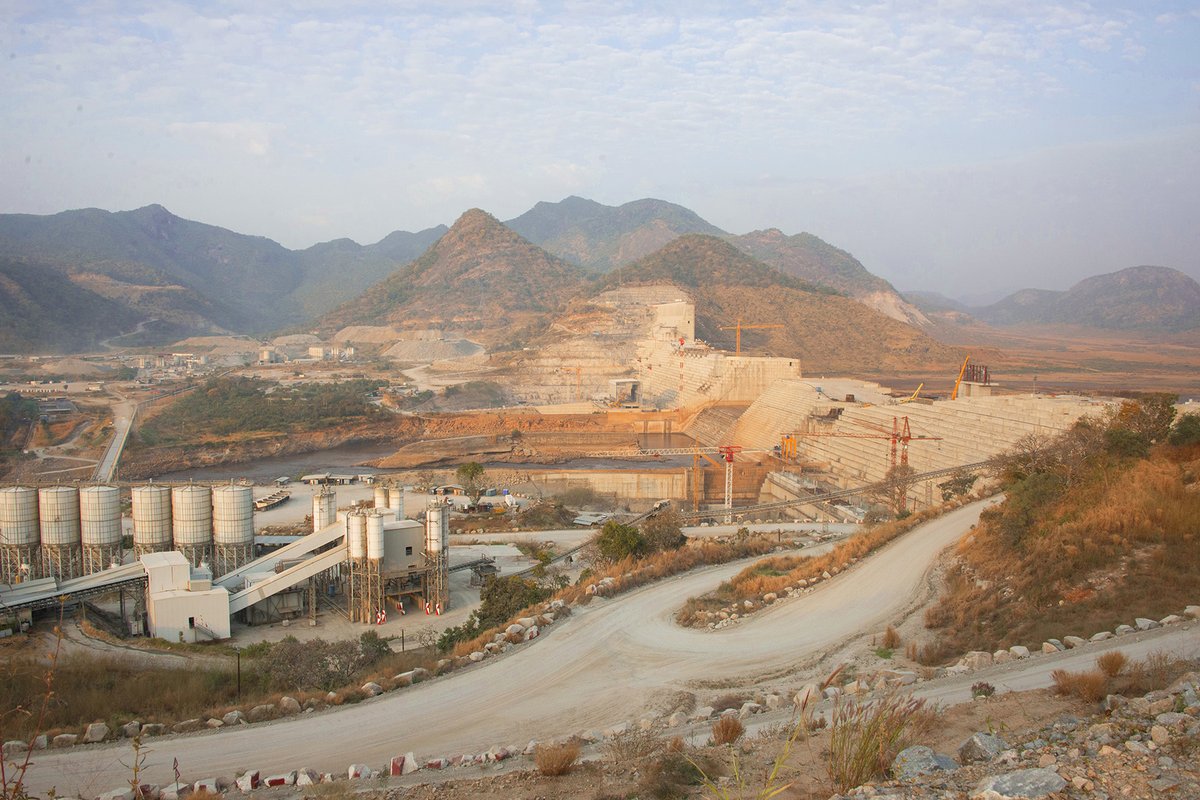 TirusewAsefa's tweet image. Here is a highlight by the American Society of Civil Engineers Magazine: #Water Wonder!
"Giant Ethiopian dam promises greater flood control and water management"
via Prof. Assefa and Dr. Alem.
What #GERD means, history, specs and the #Blue #Nile river basin👇…