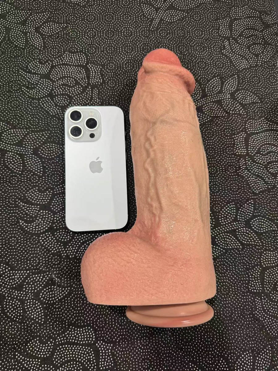 🎯Drumroll, please – our new arrival drops now

😈Goliath--Unmatched in scale， bolder in thrills
🍆Anyone like this giant monster? It'll fill your giant hole.  #newarrival
🔗Click👉qutoys.com/products/golia…