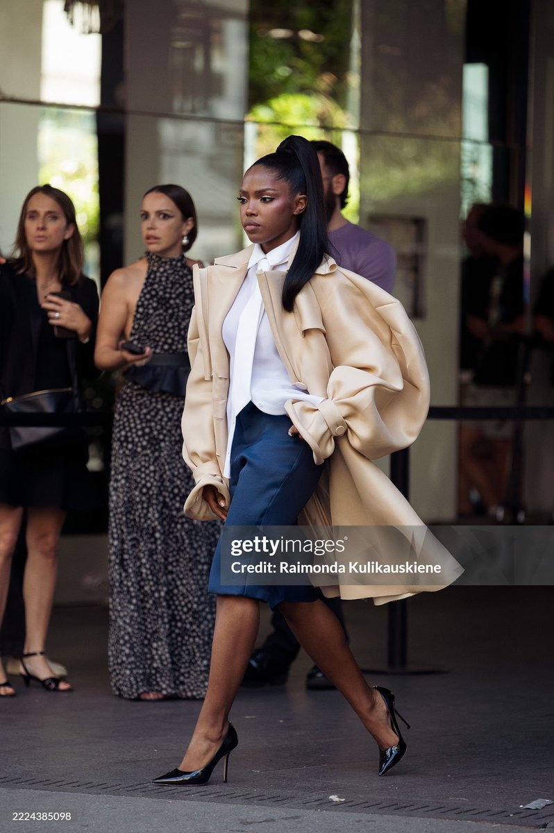 rydersxsource's tweet image. •—/ 📸 • @RyanDestiny outside of the Viktor &amp;amp; Rolf Haute Couture FW25/26 #PFW show 🤎 •