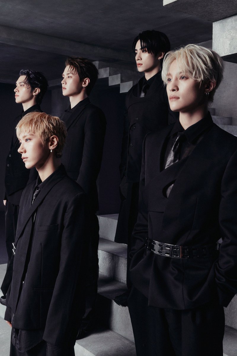 WayV tweet media